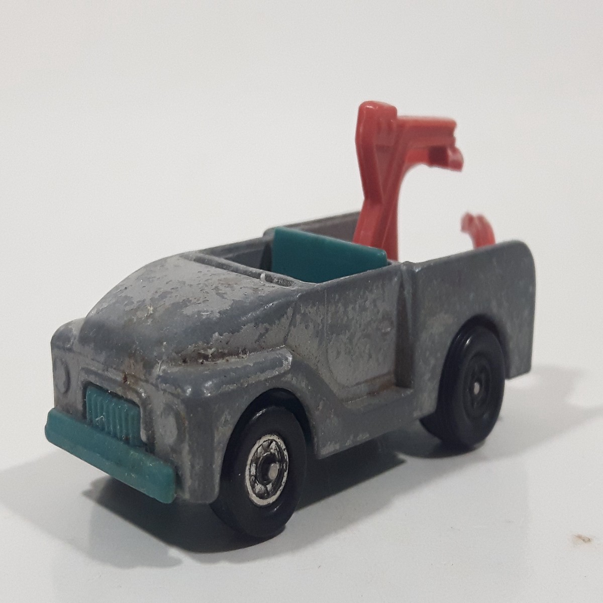 Vintage Aviva United Features Syndicate No. C23 Snoopy Woodstock Silver Die Cast Toy Car Vehicle Made in Hong Kong