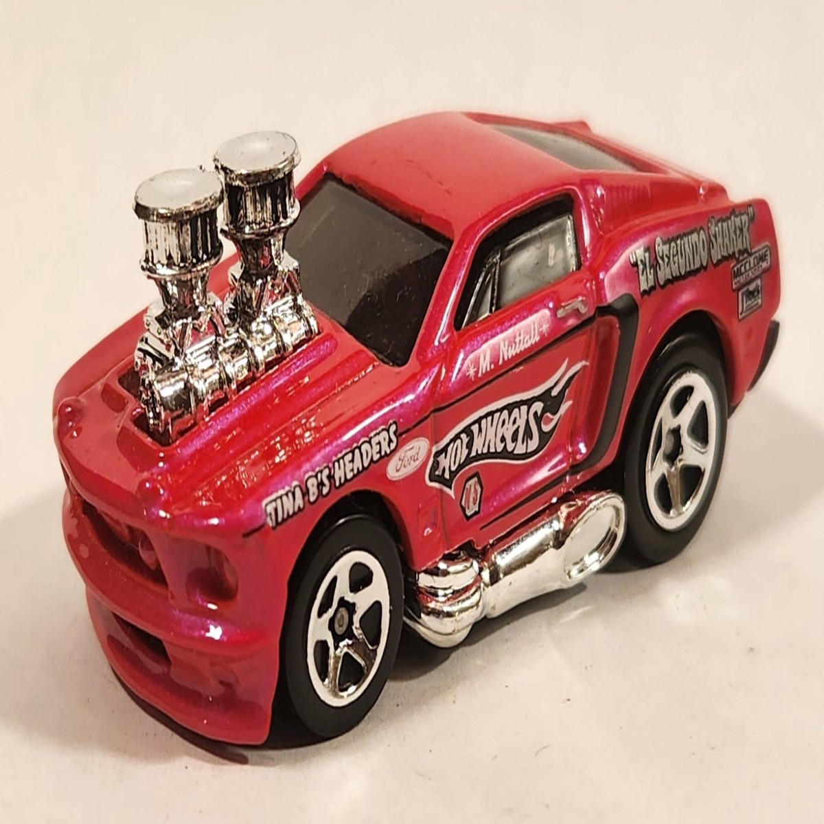 2006 Hot Wheels Tooned 1968 Mustang Pink Die Cast Toy Muscle Car Vehicle