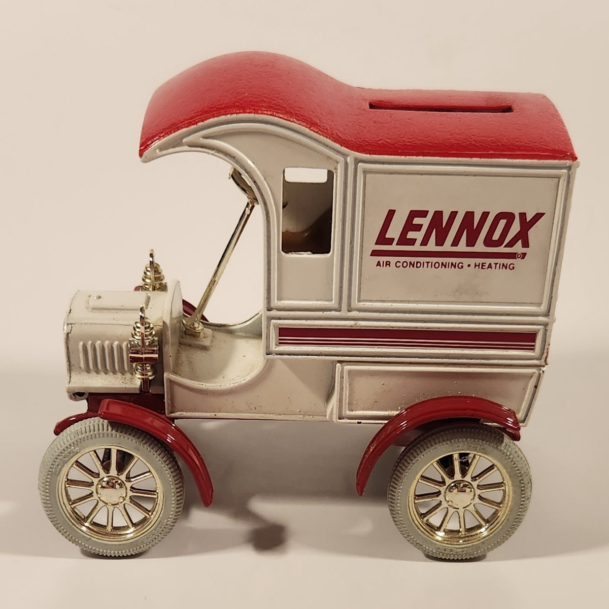 ERTL Lennox Air Conditioning and Heating 1905 Ford's First Delivery Car Red and White Die Cast Toy Car Vehicle Coin Bank No Key