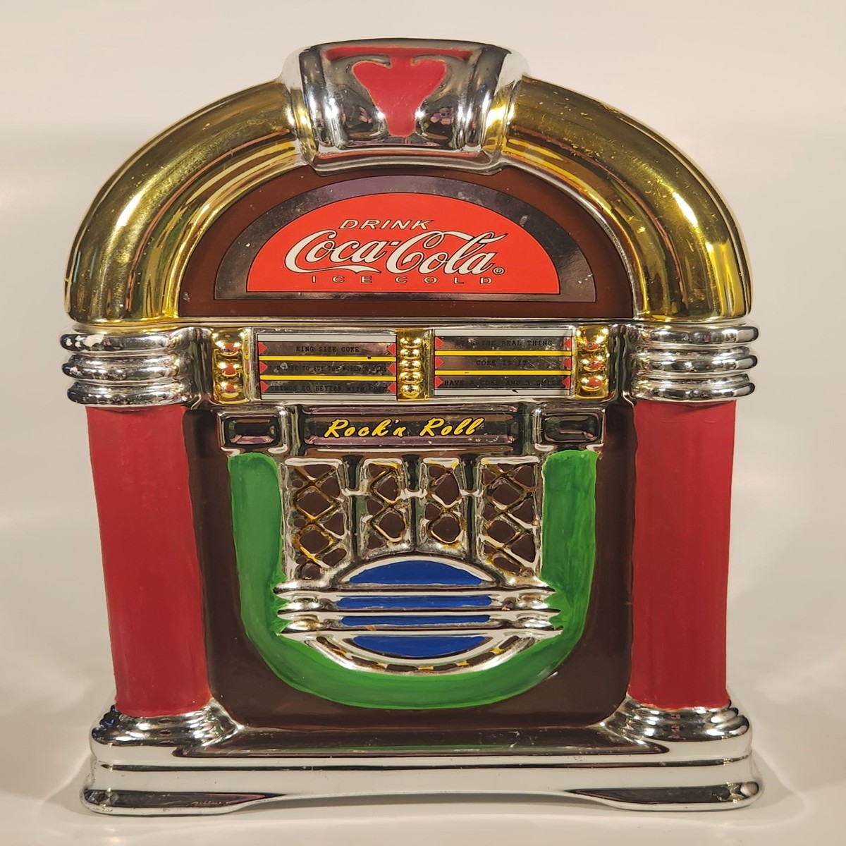 2002 Gibson Drink Coca Cola Ice Cold Rock'n Roll Jukebox 11 1/2" Ceramic Cookie Jar