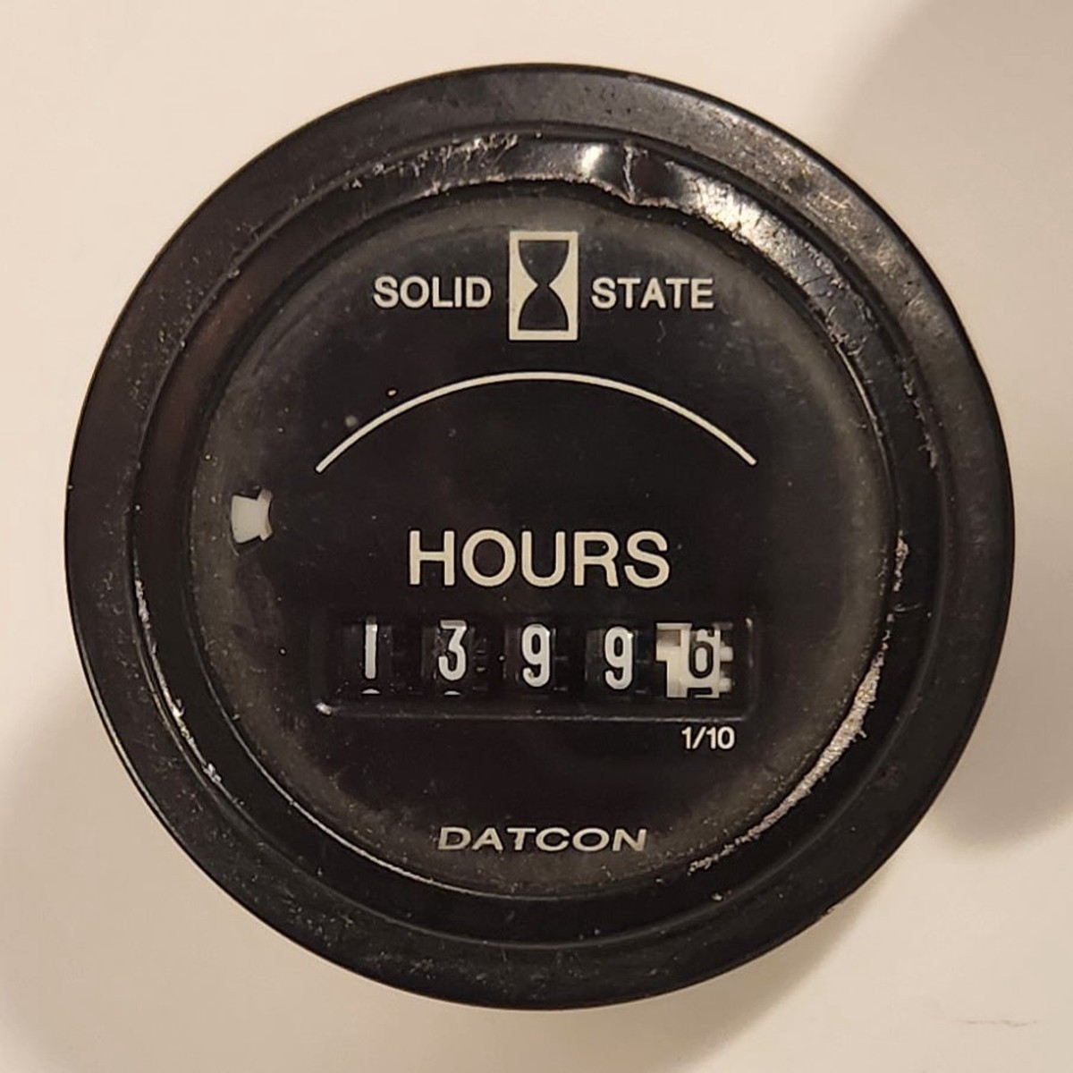 Vintage Datcon Instrument Company Solid State Hours Indicator Meter Usage Gauge Model # 876 IB 12/24 VDC Made in USA
