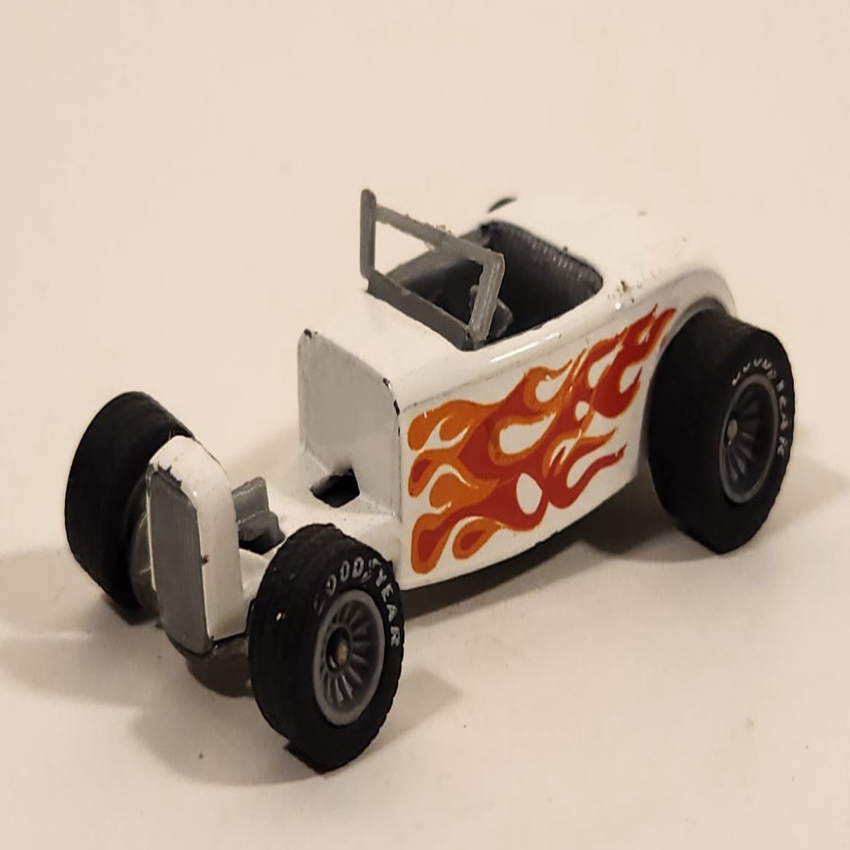 Vintage 1983 Hot Wheels Real Riders Street Rodder White Die Cast Toy Car Vehicle