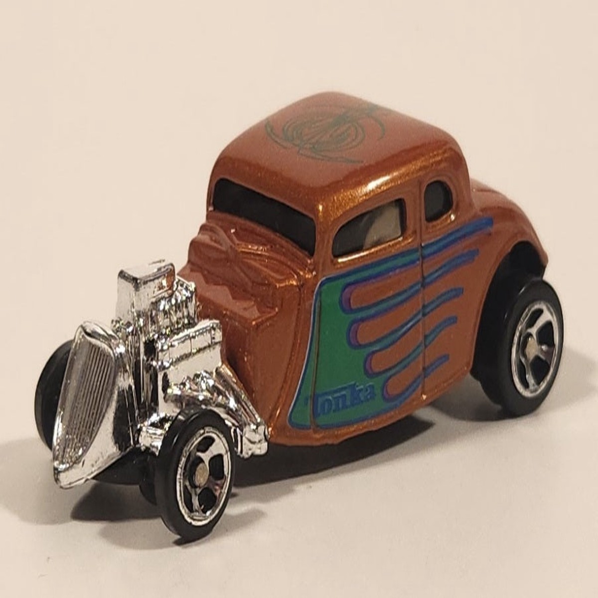 Maisto 1934 Ford Hot Rod "Hotrod Abby" Metalflake Orange Die Cast Toy Car Vehicle