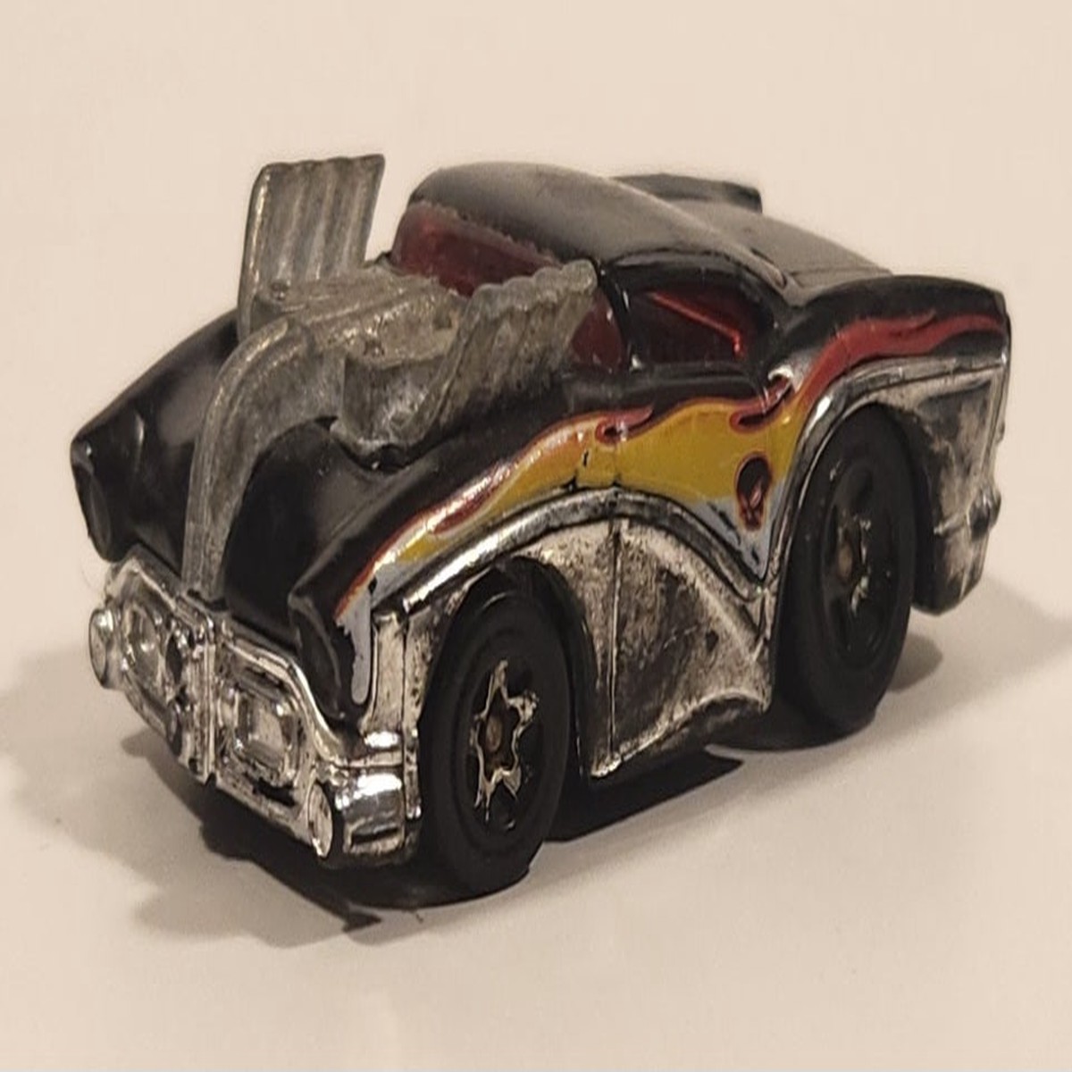 2005 Hot Wheels Wastelanders Two 2 Go Tooned Black and Chrome Die Cast Toy Car Vehicle
