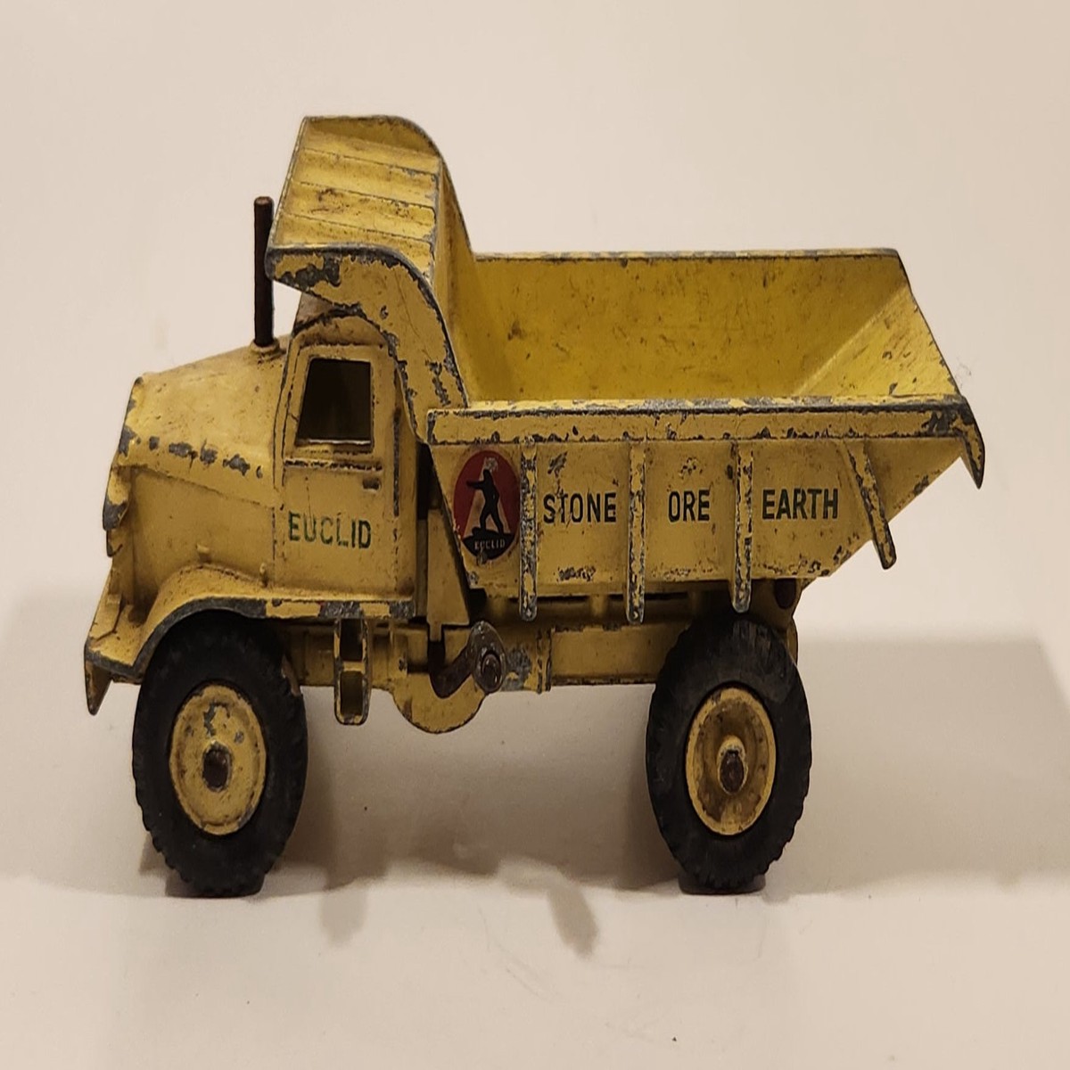 Vintage Meccano Dinky Super Toys No. 965 Euclid Rear Dump Truck Yellow Die Cast Toy Car Vehicle