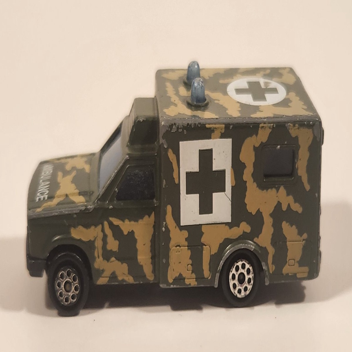 Majorette Sonic Flashers No. 255 Ambulance Military Army Camouflage Green 1/60 Scale Die Cast Toy Car Vehicle - Blue Lights
