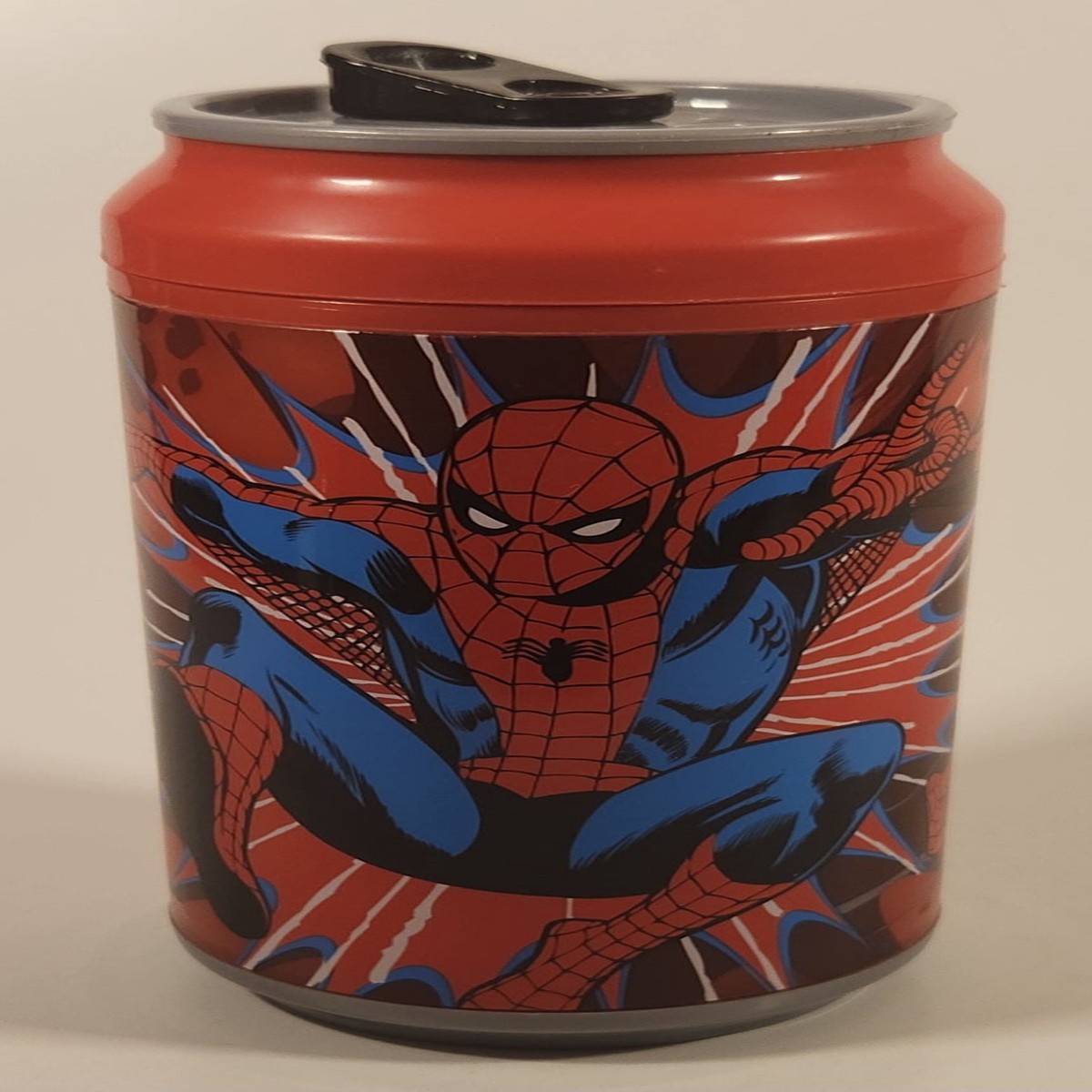 2013 Cool Gear Marvel Comics The Amazing Spider-Man Soda Pop Can Shaped 5 3/4" Plastic Thermos Cup with Lid