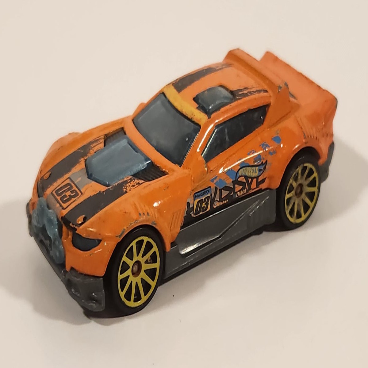 2018 Hot Wheels HW Daredevils Rally Cat Orange Die Cast Toy Car Vehicle