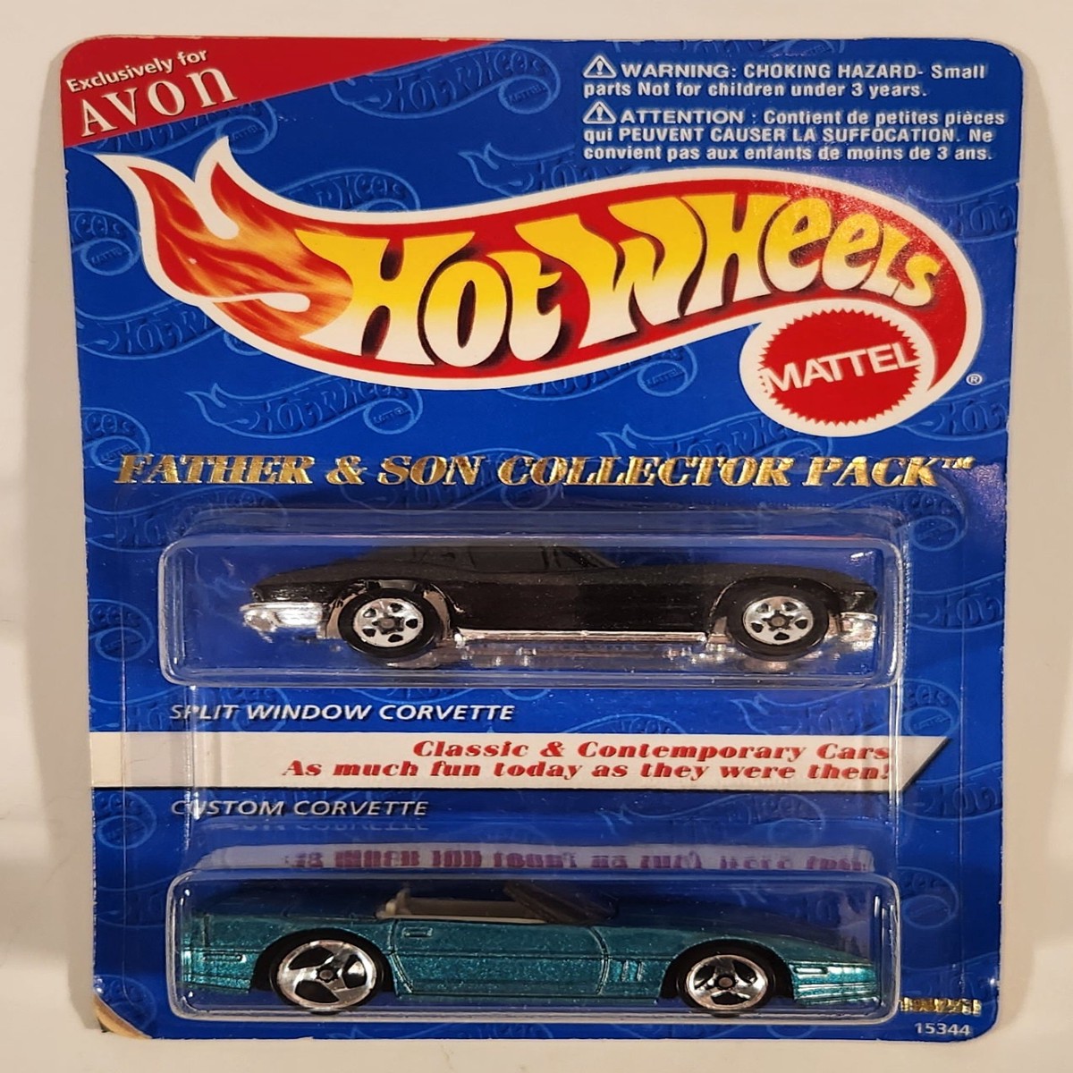 1997 Hot Wheels Avon Exclusive Father & Son Collector Pack Black Split Window Corvette and Green Custom Corvette Convertible Die Cast Toy Car Vehicles New in Package